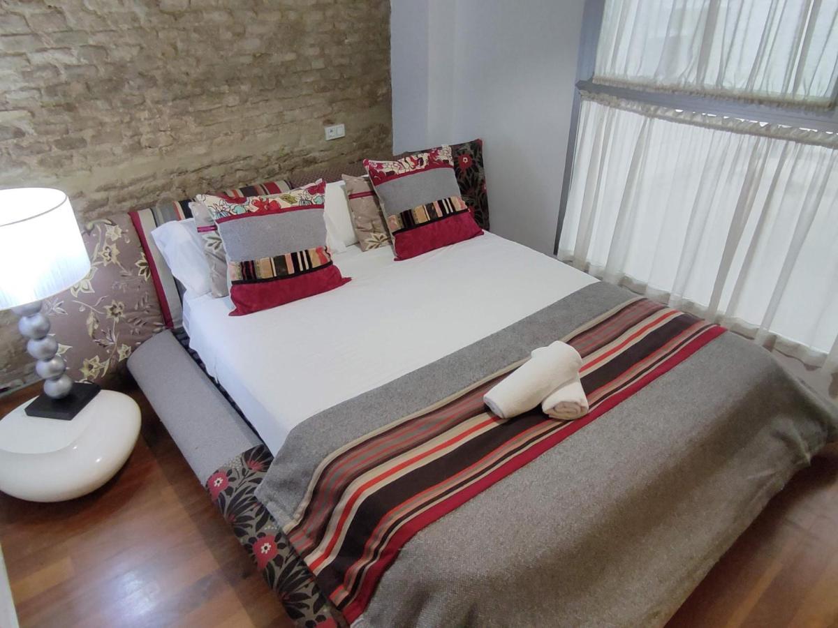 Apartamento Un Jardin en la Alfalfa - Kainga Homes Sevilla Bagian luar foto