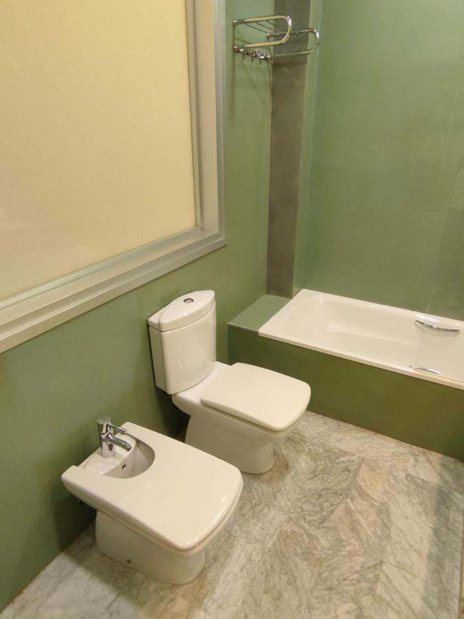 Apartamento Un Jardin en la Alfalfa - Kainga Homes Sevilla Bagian luar foto